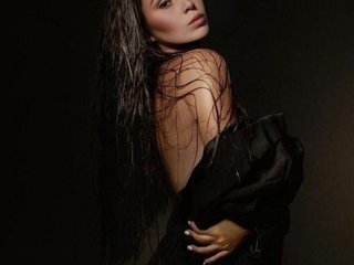 Chat Now with LolaSexxx