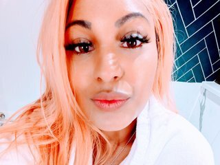 Chat Now with Ebony_Diamonds