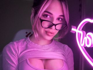 Chat Now with Honey_buns