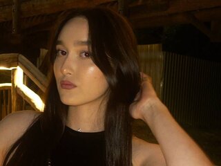Chat Now with LindaMax