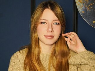 Chat Now with VictoriaHoward