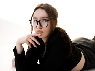 Chat Now with DanielleHallock