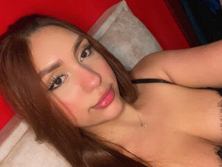 Chat Now with EmmaRubis
