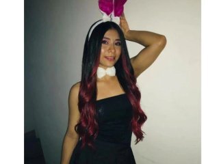 Chat Now with KiaraMaxwell