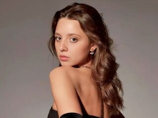 Chat Now with SophiaNoels