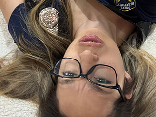 Chat Now with tamara225