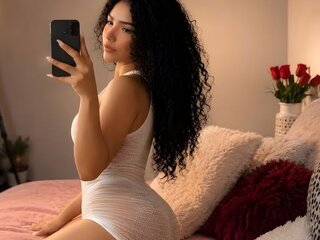 Chat Now with TamaraRivera