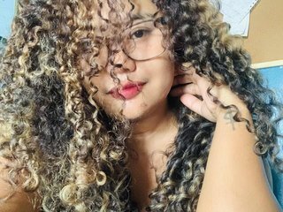 Chat Now with CesszZ