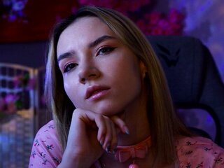 Chat Now with LunaWhis