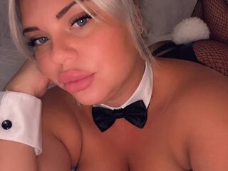 Chat Now with Blonde baddie