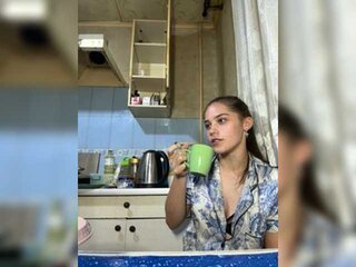 Chat Now with Russii-1